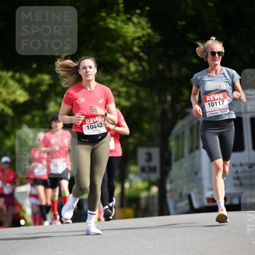 08.06.2024 - REWE Women's Run Dr. Thomas Lammeyer http://msf.ph/oto/6248539 09.06.2024 09:41:14 Laufen 10442, 10117 meine-sportfotos.de