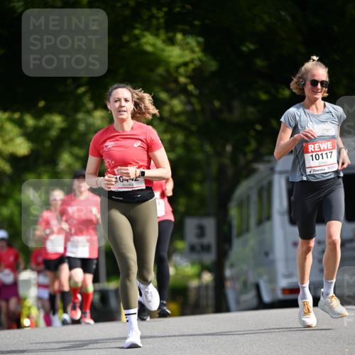 08.06.2024 - REWE Women's Run Dr. Thomas Lammeyer http://msf.ph/oto/6248542 09.06.2024 09:41:15 Laufen 10117 meine-sportfotos.de