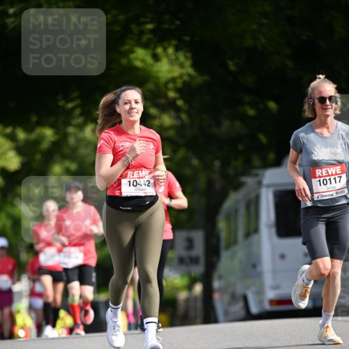 08.06.2024 - REWE Women's Run Dr. Thomas Lammeyer http://msf.ph/oto/6248545 09.06.2024 09:41:15 Laufen 10442, 10117 meine-sportfotos.de