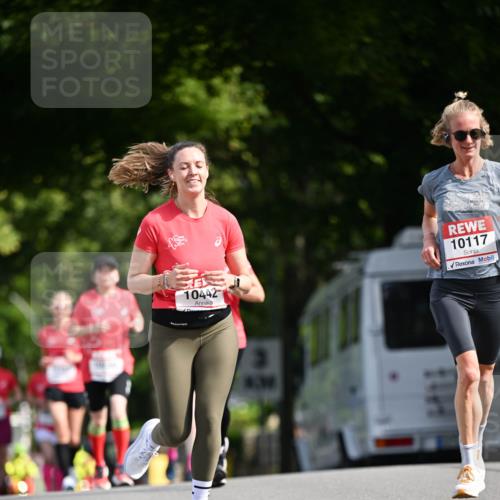 08.06.2024 - REWE Women's Run Dr. Thomas Lammeyer http://msf.ph/oto/6248546 09.06.2024 09:41:15 Laufen 10442, 10117 meine-sportfotos.de