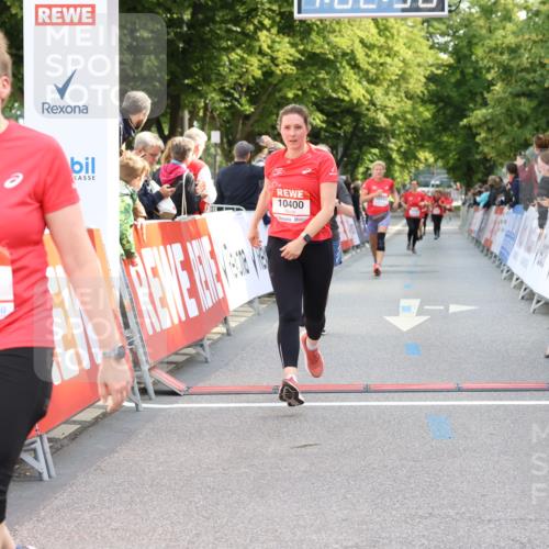 08.06.2024 - REWE Women's Run Strokosch-Dieckow http://msf.ph/oto/6248598 09.06.2024 10:03:25 Ziel 10111, 10168, 10400, 10540 meine-sportfotos.de