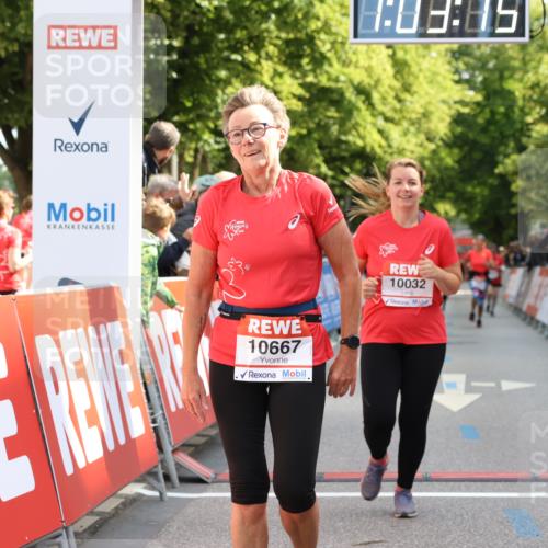 08.06.2024 - REWE Women's Run Strokosch-Dieckow http://msf.ph/oto/6248675 09.06.2024 10:03:44 Ziel 10032, 10230, 10236, 10426, 10667, 10702 meine-sportfotos.de