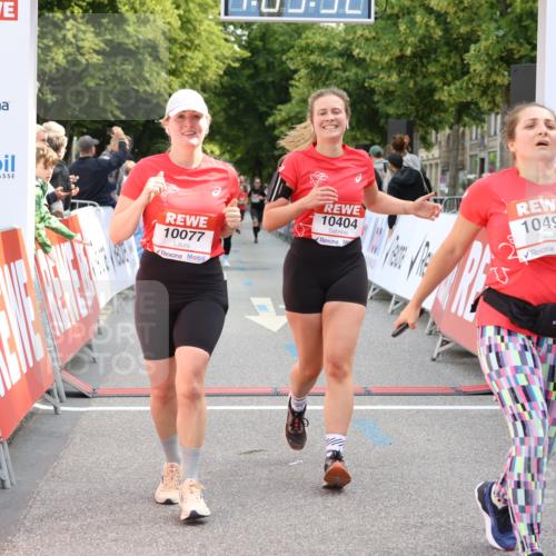 08.06.2024 - REWE Women's Run Strokosch-Dieckow http://msf.ph/oto/6248801 09.06.2024 10:04:21 Ziel 10077, 10140, 10404, 10464, 10494 meine-sportfotos.de