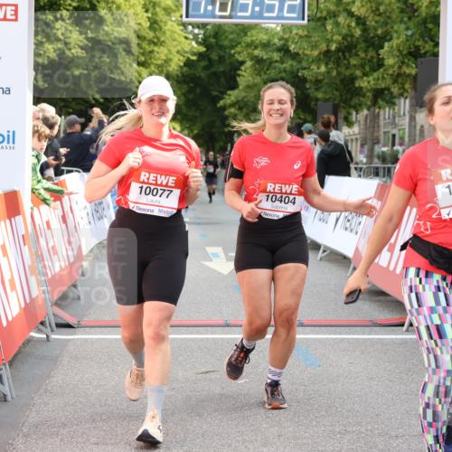 08.06.2024 - REWE Women's Run Strokosch-Dieckow http://msf.ph/oto/6248804 09.06.2024 10:04:22 Ziel 10077, 10140, 10404, 10464, 10494 meine-sportfotos.de