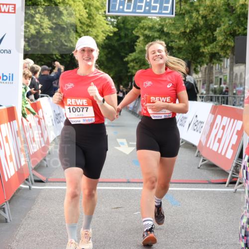 08.06.2024 - REWE Women's Run Strokosch-Dieckow http://msf.ph/oto/6248810 09.06.2024 10:04:22 Ziel 10077, 10140, 10404, 10464, 10494 meine-sportfotos.de