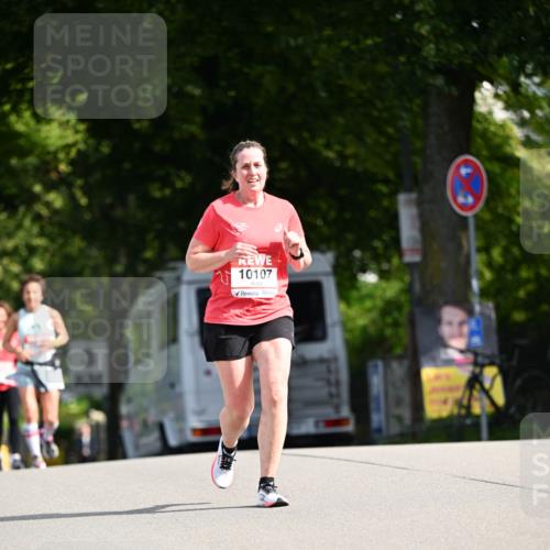 08.06.2024 - REWE Women's Run Dr. Thomas Lammeyer http://msf.ph/oto/6248856 09.06.2024 09:42:06 Laufen 10107 meine-sportfotos.de
