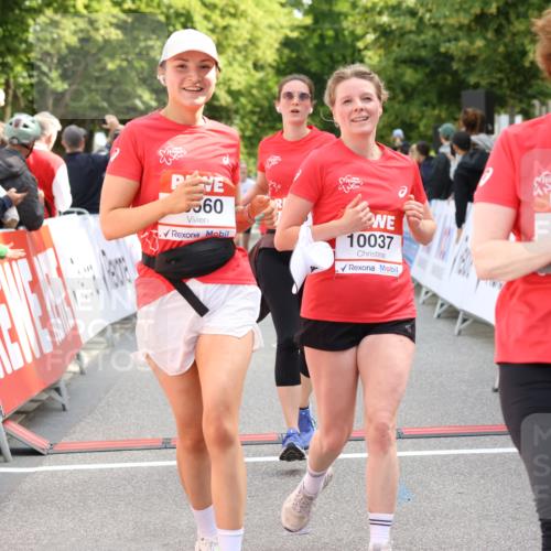 08.06.2024 - REWE Women's Run Strokosch-Dieckow http://msf.ph/oto/6248907 09.06.2024 10:04:41 Ziel 10037, 10188, 10560, 10570, 10596, 10696, 10707, 10721, 10742 meine-sportfotos.de