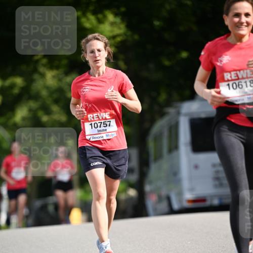 08.06.2024 - REWE Women's Run Dr. Thomas Lammeyer http://msf.ph/oto/6248920 09.06.2024 09:42:14 Laufen 10757, 10618 meine-sportfotos.de