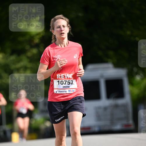 08.06.2024 - REWE Women's Run Dr. Thomas Lammeyer http://msf.ph/oto/6248933 09.06.2024 09:42:15 Laufen 10757 meine-sportfotos.de