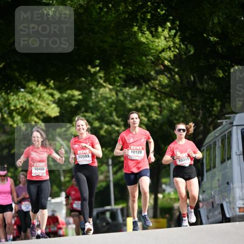 08.06.2024 - REWE Women's Run Dr. Thomas Lammeyer http://msf.ph/oto/6248948 09.06.2024 09:42:17 Laufen 10455, 10593, 10128, 10351 meine-sportfotos.de
