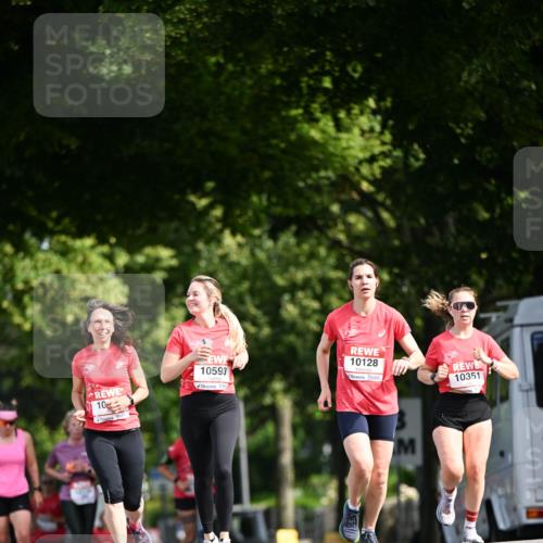 08.06.2024 - REWE Women's Run Dr. Thomas Lammeyer http://msf.ph/oto/6248960 09.06.2024 09:42:18 Laufen 10, 10593, 10128, 10351 meine-sportfotos.de