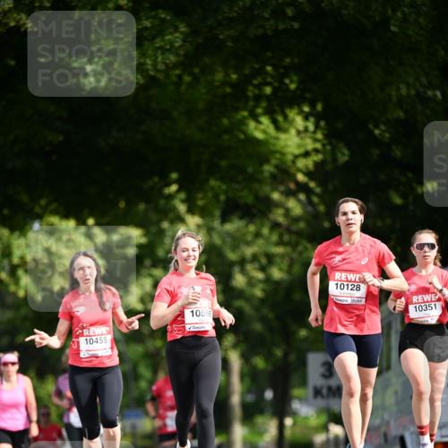 08.06.2024 - REWE Women's Run Dr. Thomas Lammeyer http://msf.ph/oto/6248966 09.06.2024 09:42:19 Laufen 10455, 1059, 10128, 10351, 3 meine-sportfotos.de