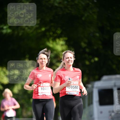 08.06.2024 - REWE Women's Run Dr. Thomas Lammeyer http://msf.ph/oto/6248995 09.06.2024 09:42:22 Laufen 10455, 0593 meine-sportfotos.de