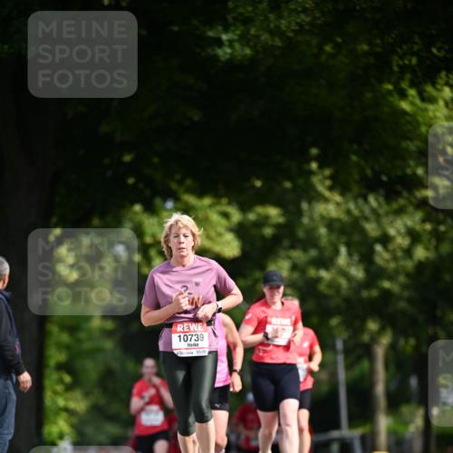 08.06.2024 - REWE Women's Run Dr. Thomas Lammeyer http://msf.ph/oto/6249014 09.06.2024 09:42:25 Laufen 10739 meine-sportfotos.de