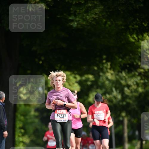 08.06.2024 - REWE Women's Run Dr. Thomas Lammeyer http://msf.ph/oto/6249021 09.06.2024 09:42:25 Laufen 10739, 10645 meine-sportfotos.de