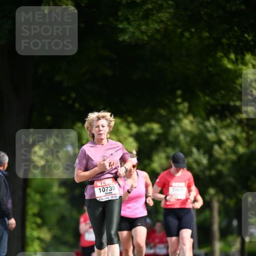 08.06.2024 - REWE Women's Run Dr. Thomas Lammeyer http://msf.ph/oto/6249024 09.06.2024 09:42:25 Laufen 10739, 10645 meine-sportfotos.de
