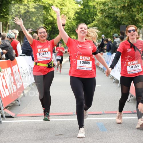 08.06.2024 - REWE Women's Run Strokosch-Dieckow http://msf.ph/oto/6249055 09.06.2024 10:05:16 Ziel 10155, 10194, 10196, 10356, 10454, 10508, 10537, 10643 meine-sportfotos.de