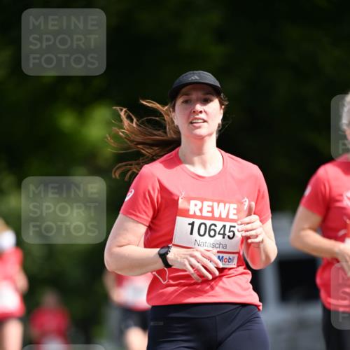 08.06.2024 - REWE Women's Run Dr. Thomas Lammeyer http://msf.ph/oto/6249056 09.06.2024 09:42:32 Laufen 10645 meine-sportfotos.de