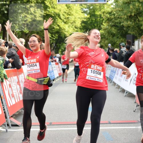 08.06.2024 - REWE Women's Run Strokosch-Dieckow http://msf.ph/oto/6249064 09.06.2024 10:05:17 Ziel 10155, 10194, 10196, 10356, 10454, 10508, 10537, 10643 meine-sportfotos.de