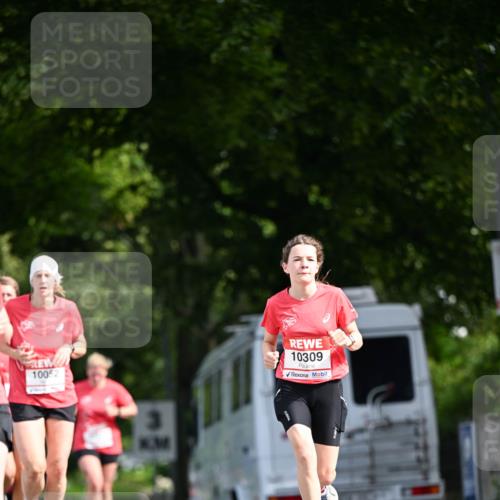 08.06.2024 - REWE Women's Run Dr. Thomas Lammeyer http://msf.ph/oto/6249065 09.06.2024 09:42:34 Laufen 10052, 10309 meine-sportfotos.de