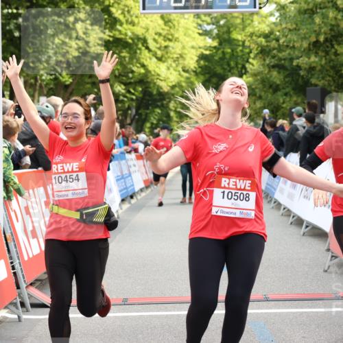 08.06.2024 - REWE Women's Run Strokosch-Dieckow http://msf.ph/oto/6249066 09.06.2024 10:05:17 Ziel 10155, 10194, 10196, 10356, 10454, 10508, 10537, 10643 meine-sportfotos.de