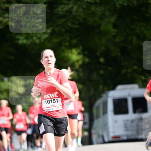 08.06.2024 - REWE Women's Run Dr. Thomas Lammeyer http://msf.ph/oto/6249071 09.06.2024 09:42:35 Laufen 10151 meine-sportfotos.de