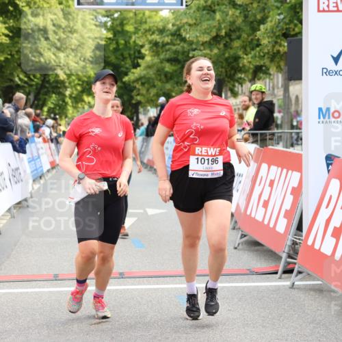 08.06.2024 - REWE Women's Run Strokosch-Dieckow http://msf.ph/oto/6249085 09.06.2024 10:05:21 Ziel 10155, 10194, 10196, 10454, 10508, 10537, 10543 meine-sportfotos.de