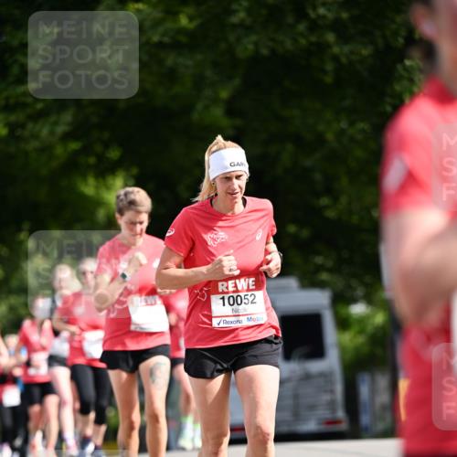 08.06.2024 - REWE Women's Run Dr. Thomas Lammeyer http://msf.ph/oto/6249093 09.06.2024 09:42:37 Laufen 10052 meine-sportfotos.de
