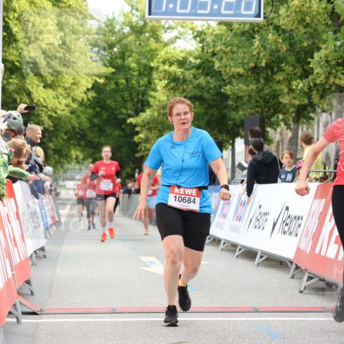 08.06.2024 - REWE Women's Run Strokosch-Dieckow http://msf.ph/oto/6249133 09.06.2024 10:05:49 Ziel 10254, 10574, 10684, 10793 meine-sportfotos.de