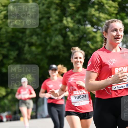 08.06.2024 - REWE Women's Run Dr. Thomas Lammeyer http://msf.ph/oto/6249173 09.06.2024 09:42:47 Laufen 10624 meine-sportfotos.de