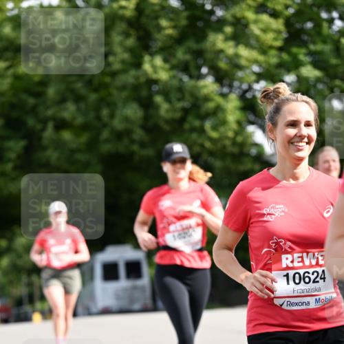 08.06.2024 - REWE Women's Run Dr. Thomas Lammeyer http://msf.ph/oto/6249177 09.06.2024 09:42:48 Laufen 10624 meine-sportfotos.de