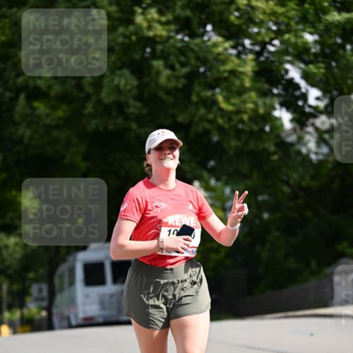 08.06.2024 - REWE Women's Run Dr. Thomas Lammeyer http://msf.ph/oto/6249191 09.06.2024 09:42:50 Laufen 10 meine-sportfotos.de