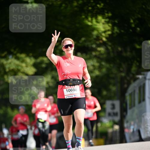 08.06.2024 - REWE Women's Run Dr. Thomas Lammeyer http://msf.ph/oto/6249201 09.06.2024 09:42:56 Laufen 10698 meine-sportfotos.de