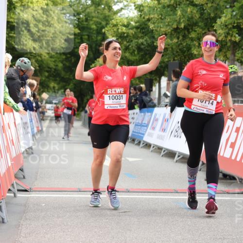 08.06.2024 - REWE Women's Run Strokosch-Dieckow http://msf.ph/oto/6249204 09.06.2024 10:06:04 Ziel 10031, 10114, 10323, 10408 meine-sportfotos.de