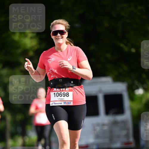 08.06.2024 - REWE Women's Run Dr. Thomas Lammeyer http://msf.ph/oto/6249223 09.06.2024 09:42:58 Laufen 10698 meine-sportfotos.de