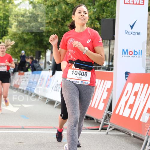 08.06.2024 - REWE Women's Run Strokosch-Dieckow http://msf.ph/oto/6249243 09.06.2024 10:06:12 Ziel 10241, 10323, 10408 meine-sportfotos.de