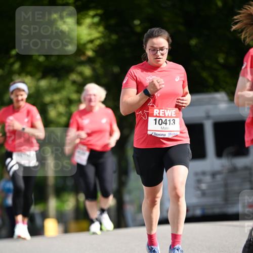 08.06.2024 - REWE Women's Run Dr. Thomas Lammeyer http://msf.ph/oto/6249261 09.06.2024 09:43:03 Laufen 10413 meine-sportfotos.de