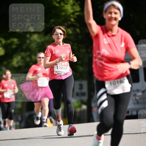 08.06.2024 - REWE Women's Run Dr. Thomas Lammeyer http://msf.ph/oto/6249291 09.06.2024 09:43:07 Laufen 10213, 1010 meine-sportfotos.de