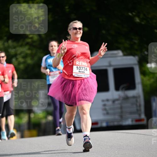 08.06.2024 - REWE Women's Run Dr. Thomas Lammeyer http://msf.ph/oto/6249326 09.06.2024 09:43:10 Laufen 10734 meine-sportfotos.de