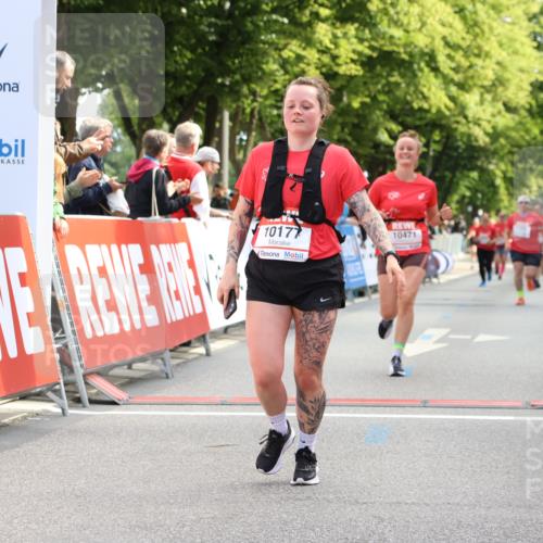 08.06.2024 - REWE Women's Run Strokosch-Dieckow http://msf.ph/oto/6249330 09.06.2024 10:06:40 Ziel 10177, 10220, 10380, 10471, 10636 meine-sportfotos.de