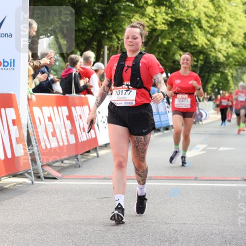 08.06.2024 - REWE Women's Run Strokosch-Dieckow http://msf.ph/oto/6249333 09.06.2024 10:06:41 Ziel 10177, 10220, 10380, 10471 meine-sportfotos.de
