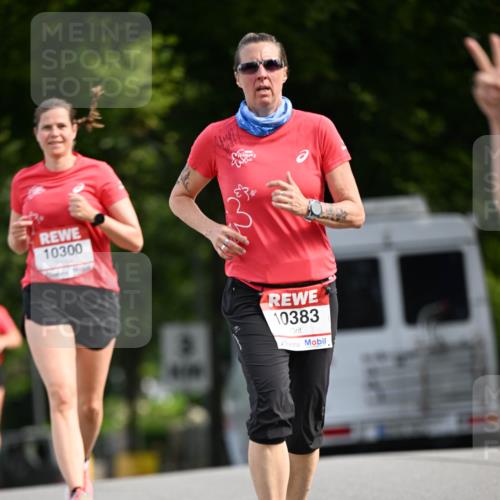 08.06.2024 - REWE Women's Run Dr. Thomas Lammeyer http://msf.ph/oto/6249366 09.06.2024 09:43:15 Laufen 10300, 10383 meine-sportfotos.de