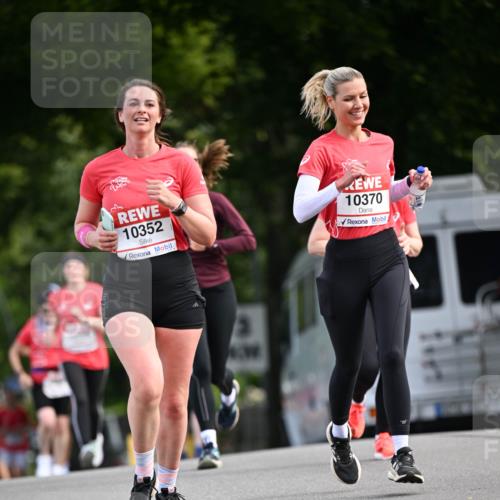 08.06.2024 - REWE Women's Run Dr. Thomas Lammeyer http://msf.ph/oto/6249449 09.06.2024 09:43:27 Laufen 10352, 10370 meine-sportfotos.de
