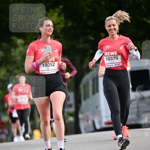08.06.2024 - REWE Women's Run Dr. Thomas Lammeyer http://msf.ph/oto/6249452 09.06.2024 09:43:28 Laufen 10352, 10370 meine-sportfotos.de