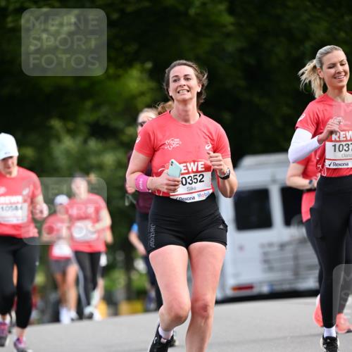 08.06.2024 - REWE Women's Run Dr. Thomas Lammeyer http://msf.ph/oto/6249457 09.06.2024 09:43:29 Laufen 10544, 0352, 1037 meine-sportfotos.de