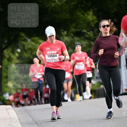 08.06.2024 - REWE Women's Run Dr. Thomas Lammeyer http://msf.ph/oto/6249459 09.06.2024 09:43:29 Laufen 10584 meine-sportfotos.de