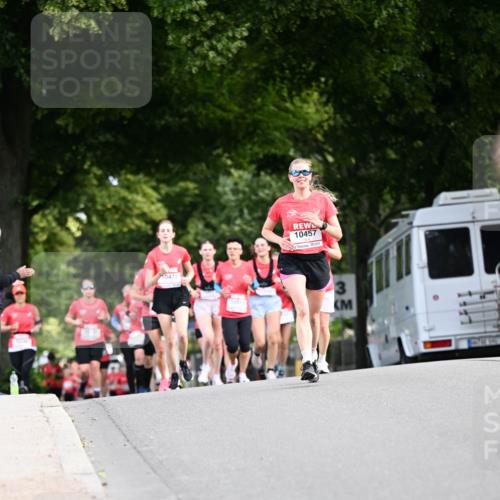 08.06.2024 - REWE Women's Run Dr. Thomas Lammeyer http://msf.ph/oto/6249498 09.06.2024 09:43:38 Laufen 10473, 10457, 10512, 3 meine-sportfotos.de