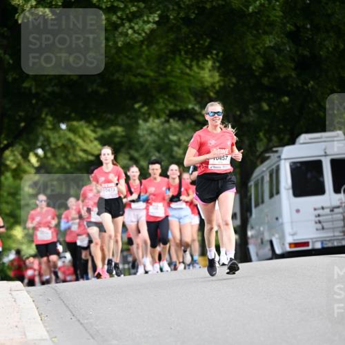 08.06.2024 - REWE Women's Run Dr. Thomas Lammeyer http://msf.ph/oto/6249501 09.06.2024 09:43:39 Laufen 10473, 0457 meine-sportfotos.de