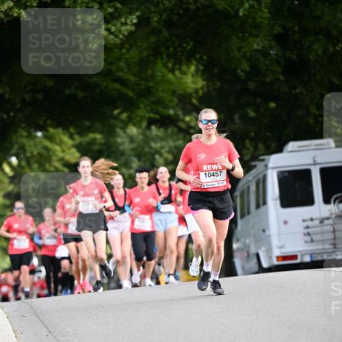 08.06.2024 - REWE Women's Run Dr. Thomas Lammeyer http://msf.ph/oto/6249503 09.06.2024 09:43:39 Laufen 1047, 10457 meine-sportfotos.de
