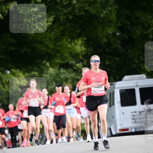 08.06.2024 - REWE Women's Run Dr. Thomas Lammeyer http://msf.ph/oto/6249506 09.06.2024 09:43:39 Laufen 10472, 0457 meine-sportfotos.de